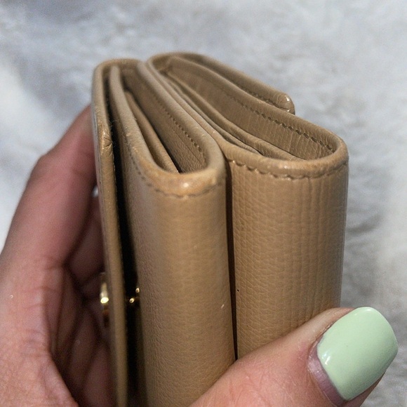 CHANEL Sevruga Compact Wallet Leather - Picture 14 of 14